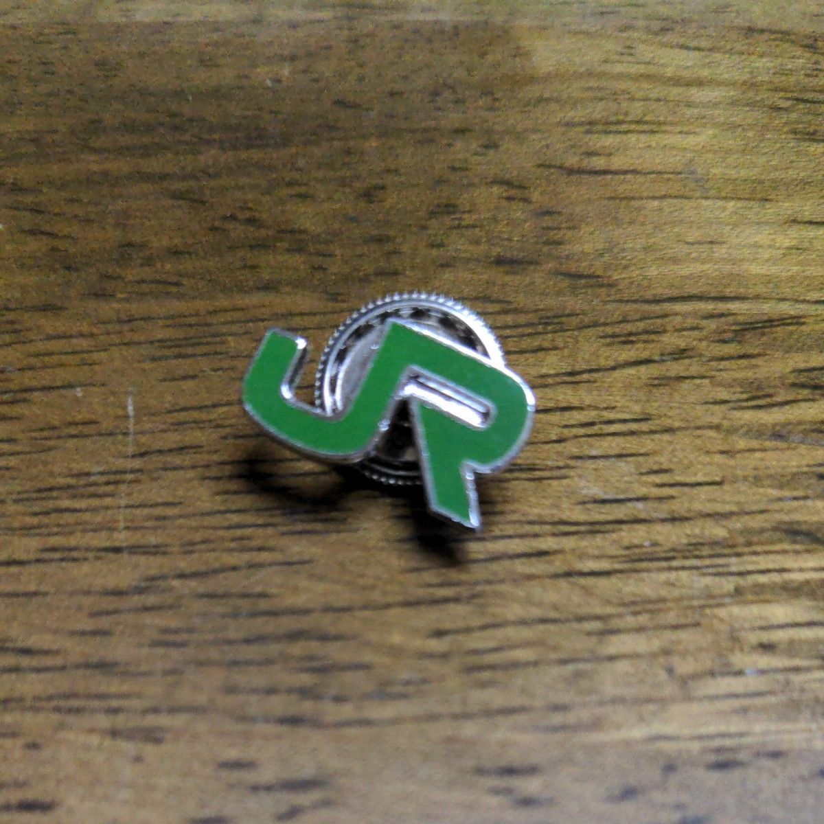 JR 純銀刻印 社章 襟章 社章 純銀 バッジ 電車 鉄道 バッチ 徽章 JR