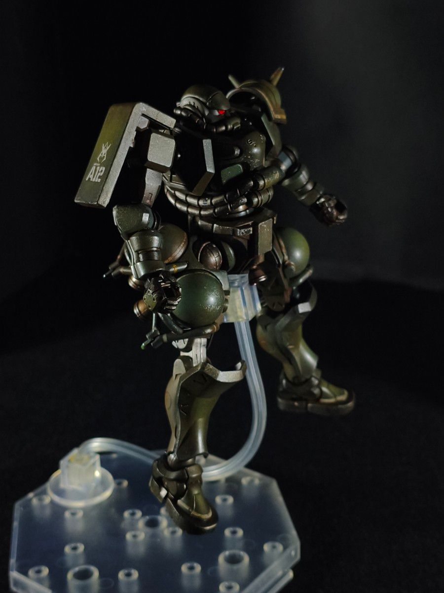 HG ザク(GQ) 全塗装完成品 ウェザリング仕上げ ガンプラ 機動戦士