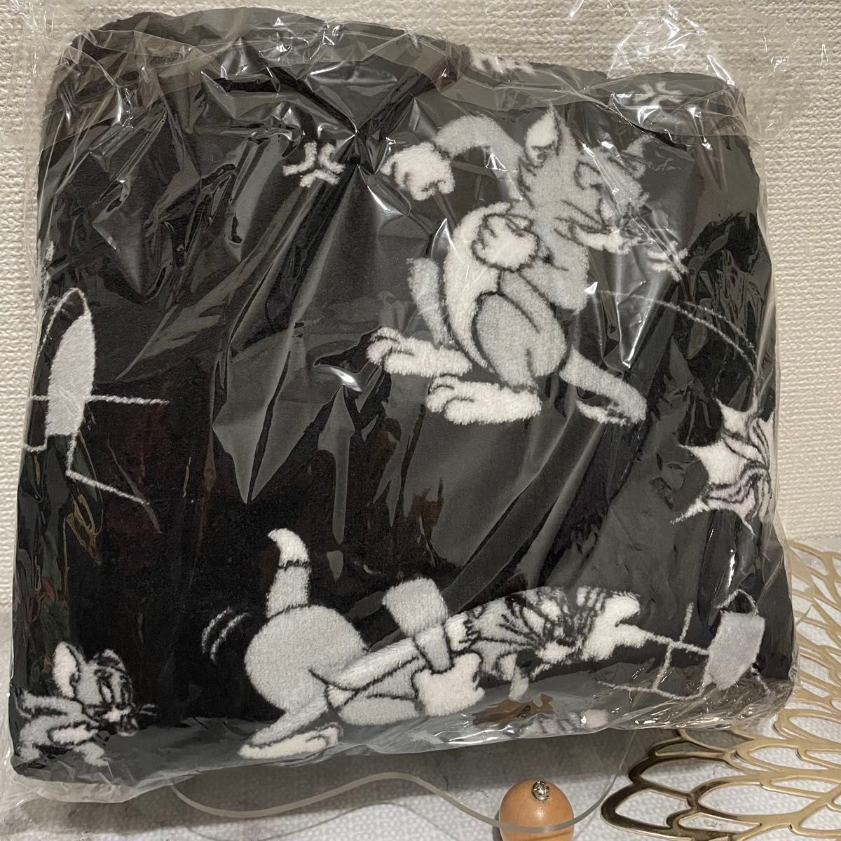 トムとジェリー モノクロ ふんわりブランケット 85周年バージョン