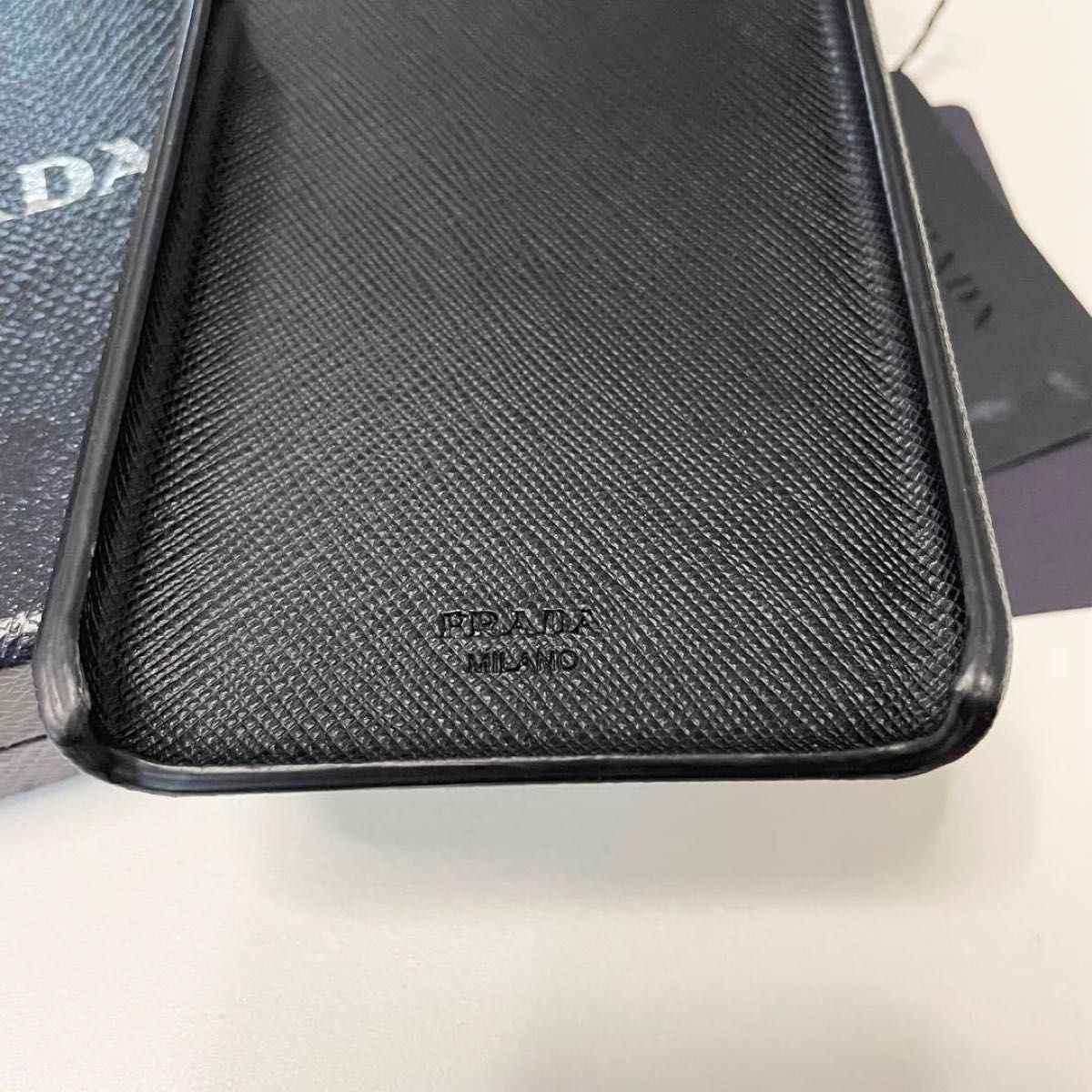 PRADA プラダ iPhoneケース XS max ブラック サフィアーノレザー