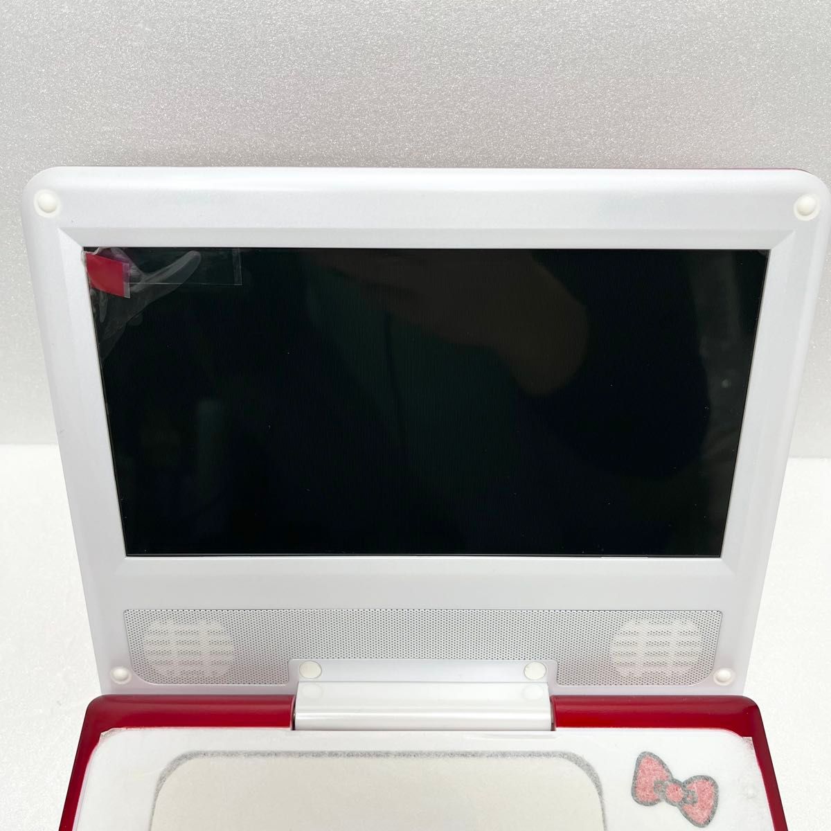 未使用級・希少】ハローキティ ポータブルDVDプレーヤー 8インチ KITTY