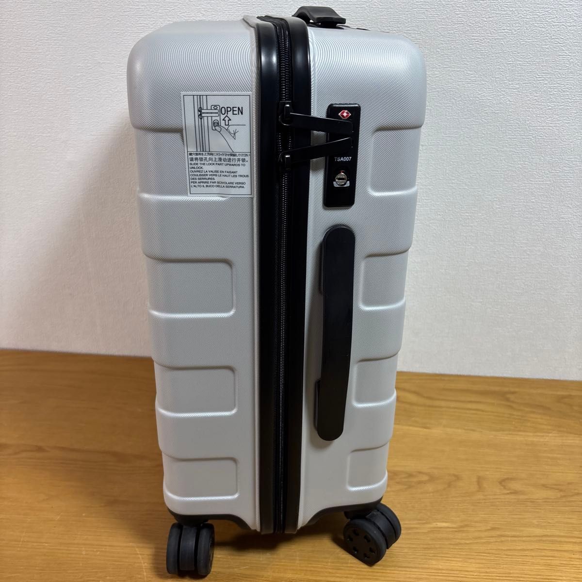 未使用 ほぼ新品 無印良品 キャリーケース 19L 機内持ち込みサイズ