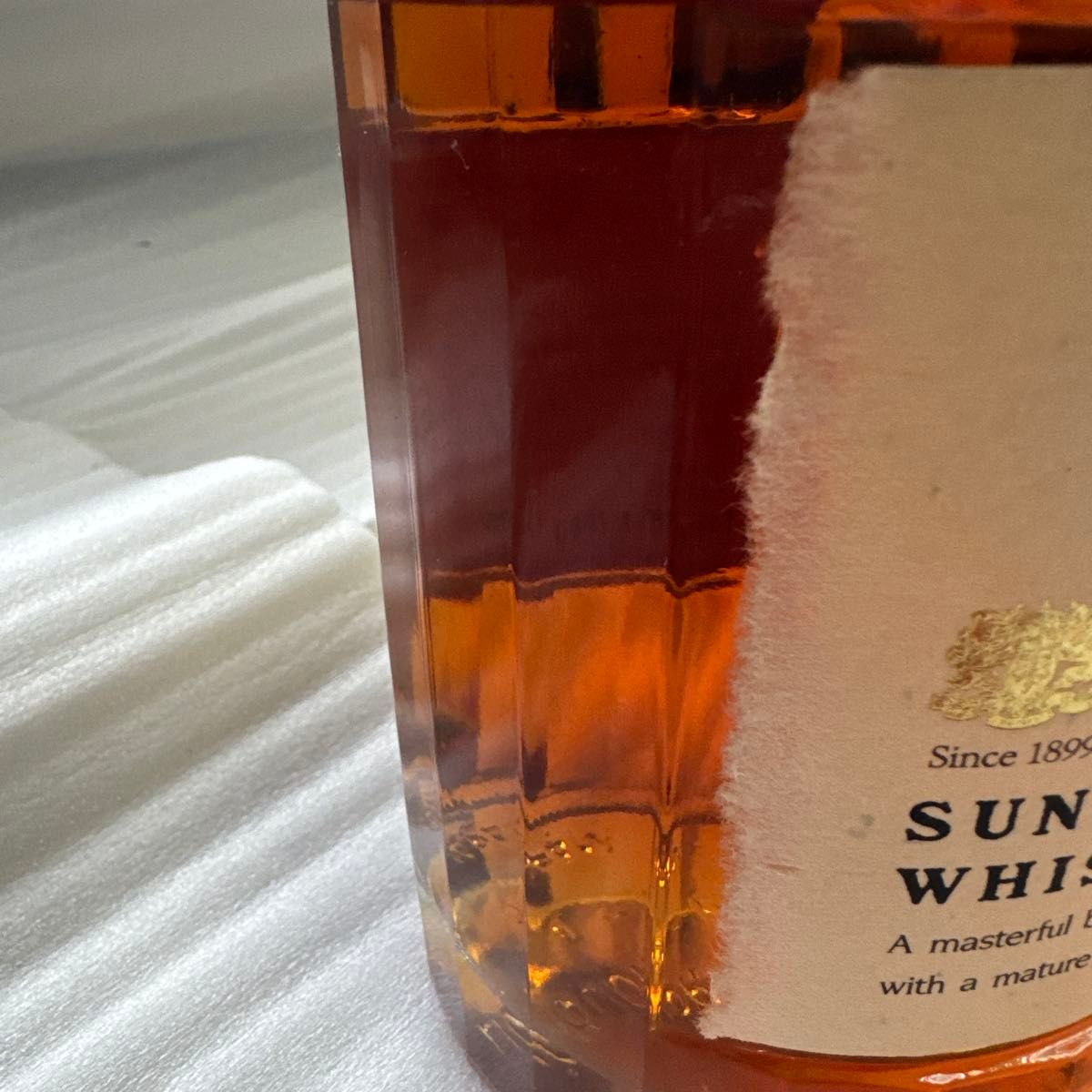 サントリー 響 初期ボトル 750ml 未開封 液量減少あり 古酒 HIBIKI