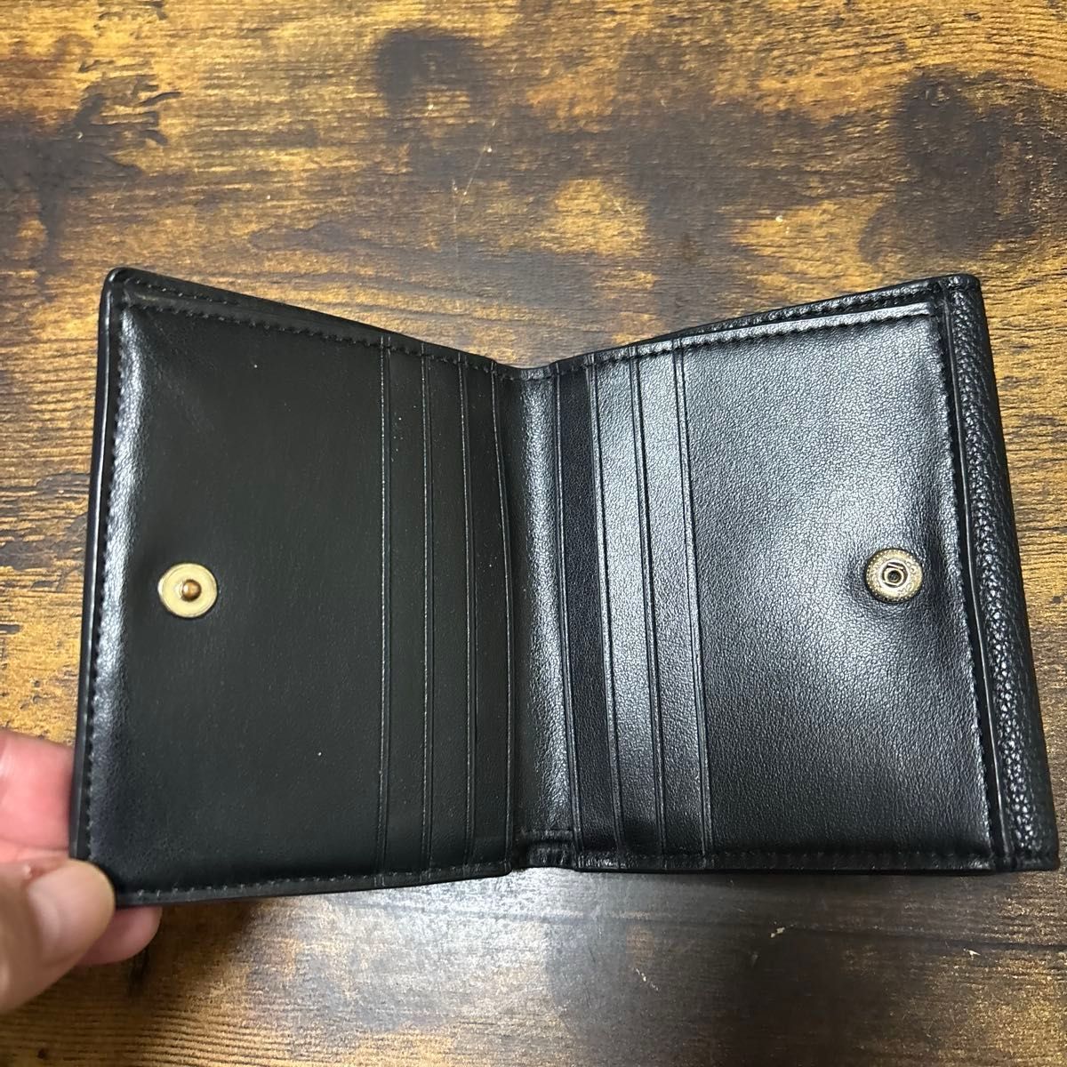 COACH コーチ 二つ折り財布 馬車ロゴ シグネチャー ブラック ブラウン