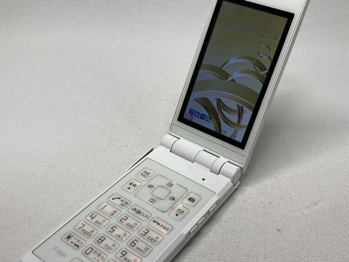 概ね美品 docomo ドコモ F-02A STYLE series FUJITSU 富士通 FOMA 携帯