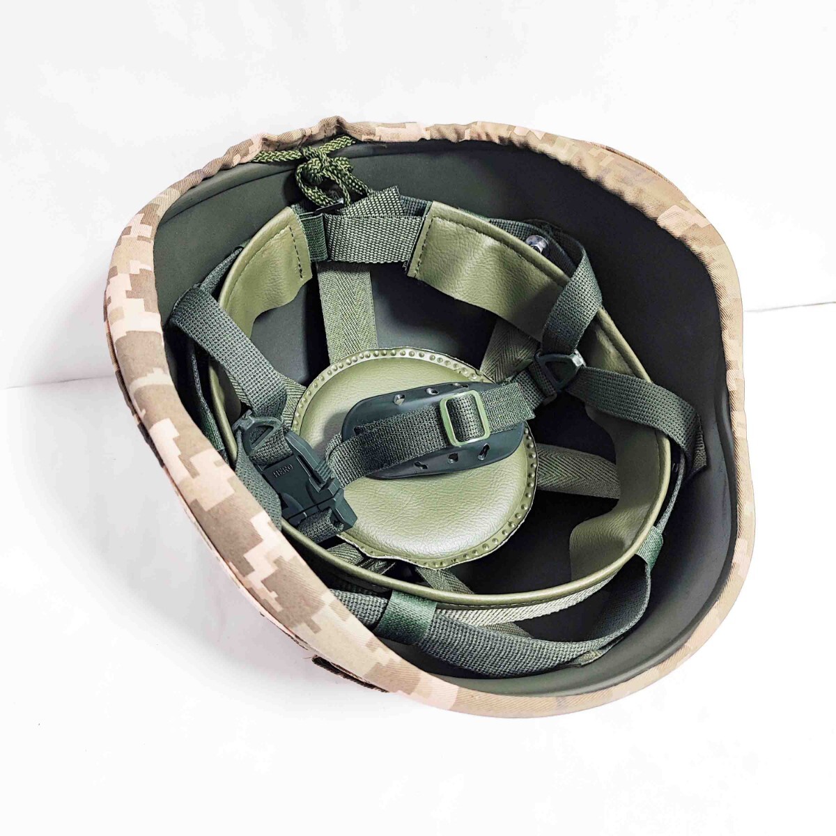 ウクライナ軍 ヘルメット MM14迷彩 ヘルメットカバー スチール製 新品