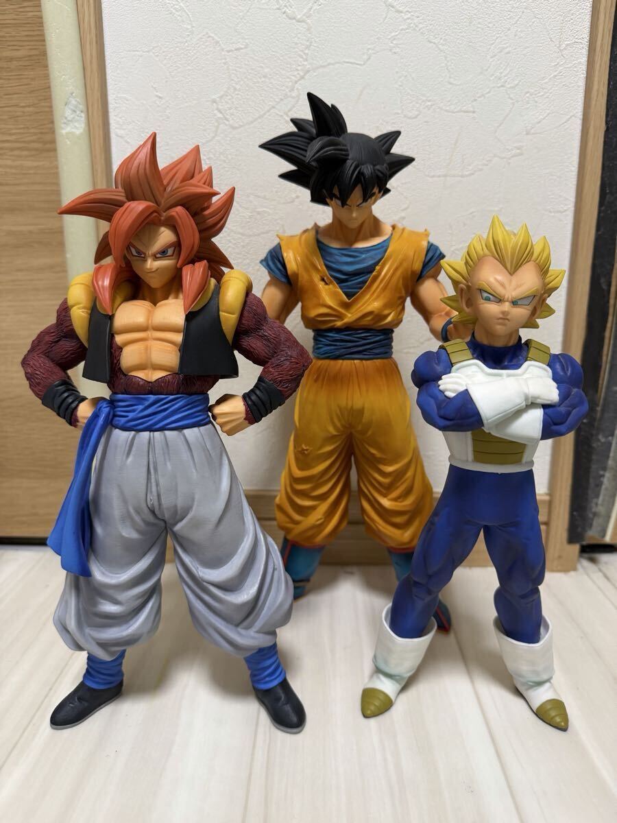ドラゴンボール フィギュア ストア 孫悟空 ゴジータ ベジータ 箱無し