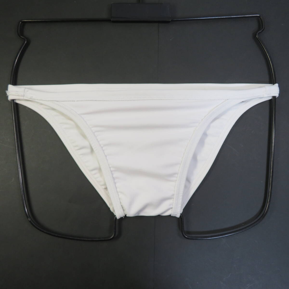 ヘリーハンセン 水着 ウルトラハイカット ホワイト XLサイズ ヘリー