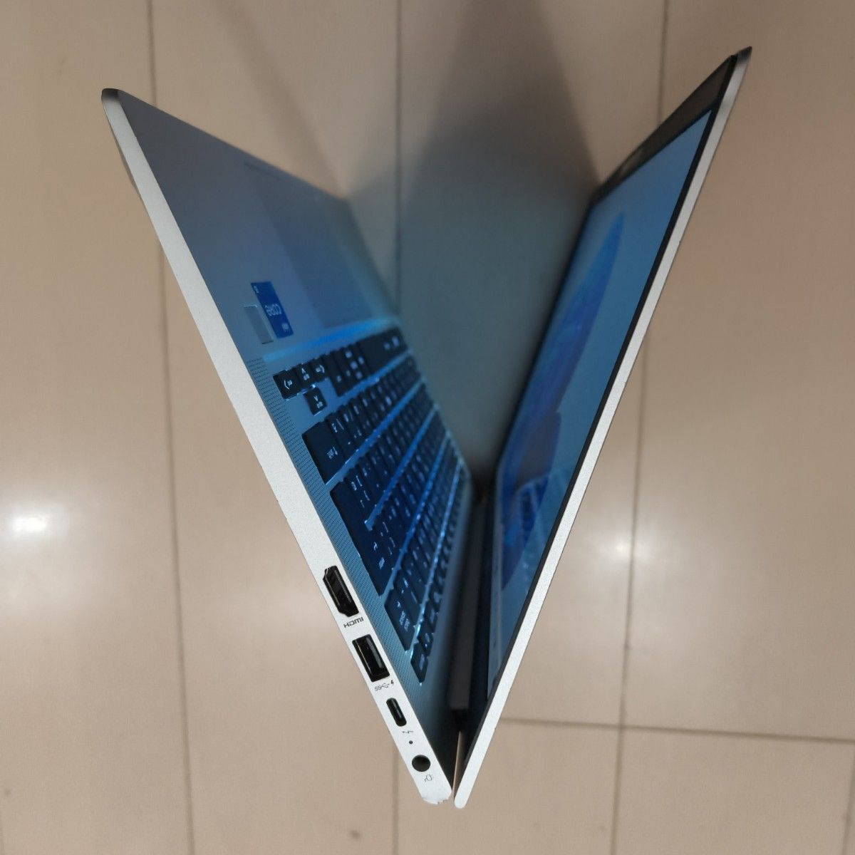 2024年8月 HP 超美品 爆速 13世代 i5 32GB 新品 1TB 19 2024年 HP 日本