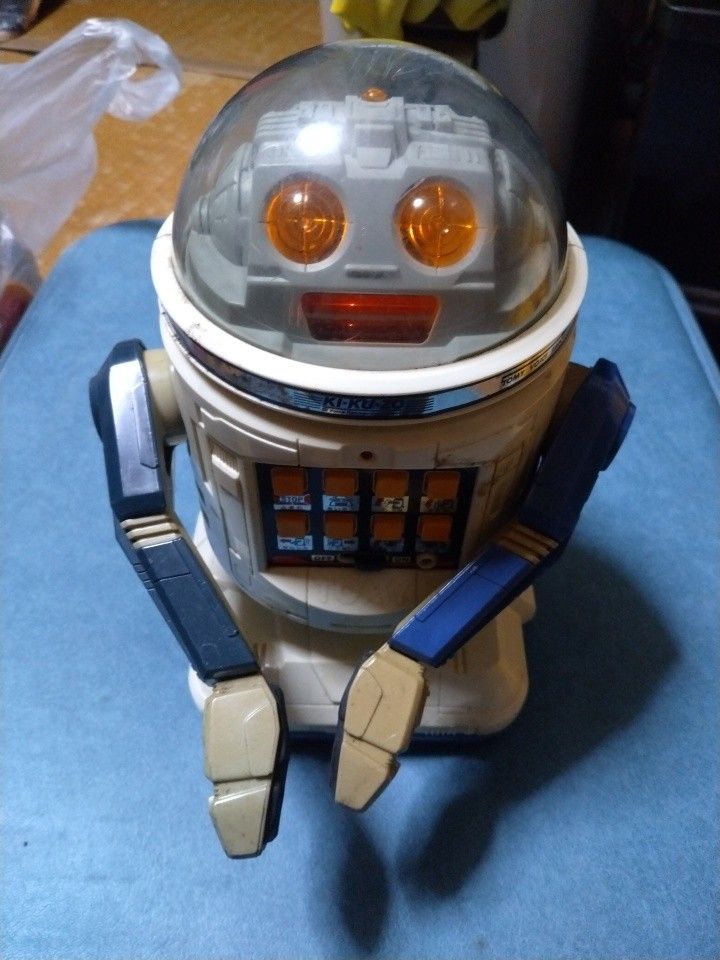 TOMY キクゾー KI-KU-ZO 音声認識ロボット 昭和レトロ LED発光のみ確認