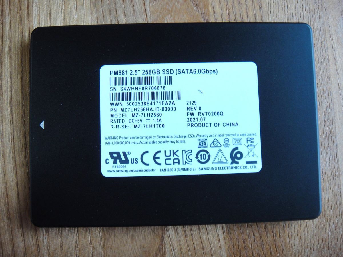 SAMSUNG ／SSD 256GB 2 5インチ／使用時間2154時間｜Yahoo!フリマ（旧