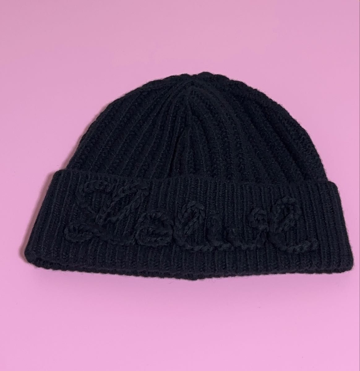 LOEWE ロエベ ウール100％ ロゴ刺繍入り ビーニー ニット帽 ブラック