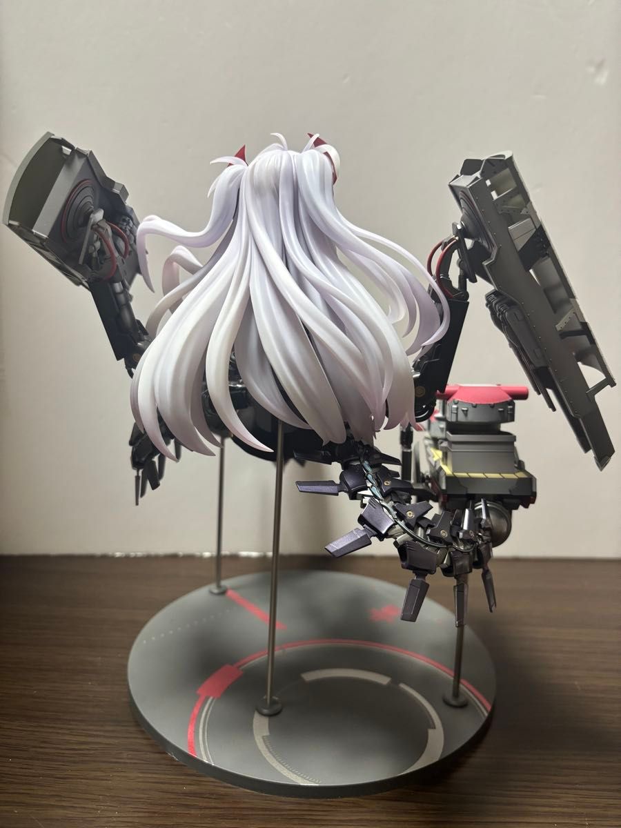 新品未開封 アズールレーン プリンツ・オイゲン 1/7 完成品フィギュア
