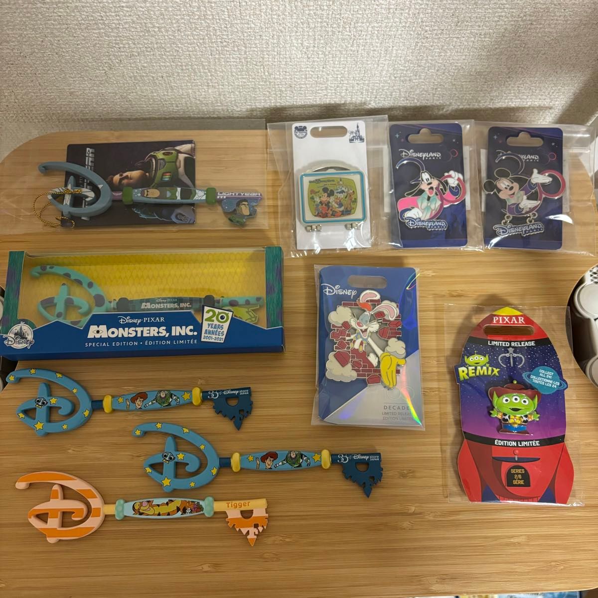 ウォルトディズニーワールド wdw 50周年 パリ ピンバッジ ロジャー