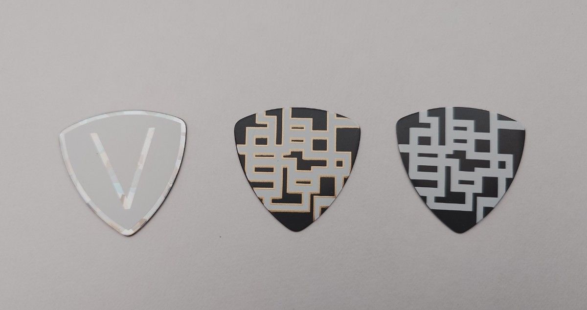 布袋寅泰 25anniversary ピック Zodiac 他3枚セット①｜Yahoo!フリマ