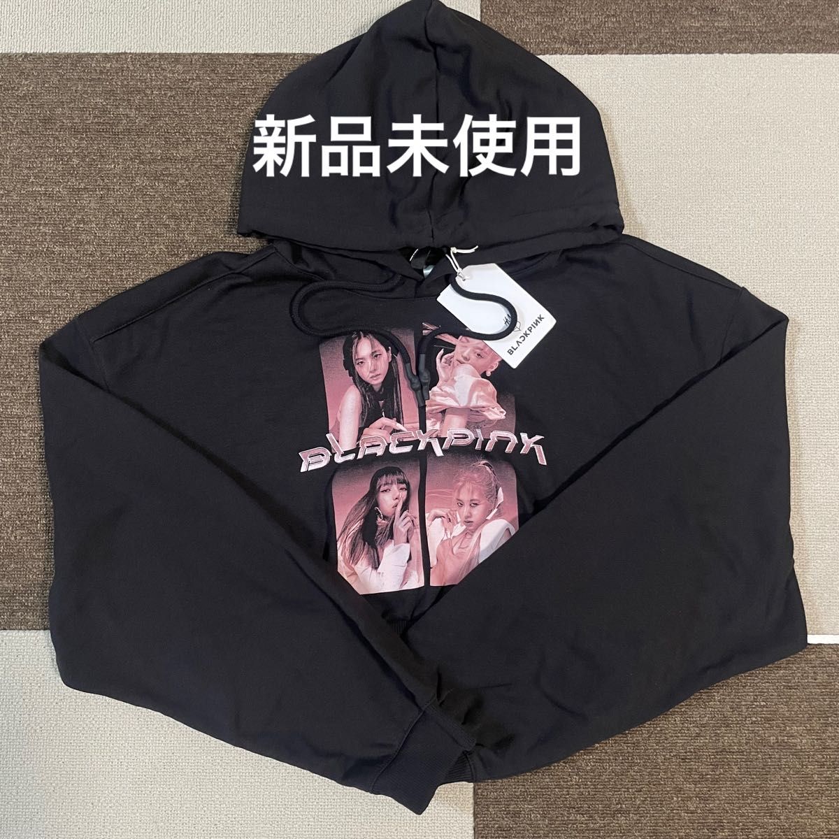 BLACKPINK フード付き パーカー トレーナー クロップド丈 ショート丈