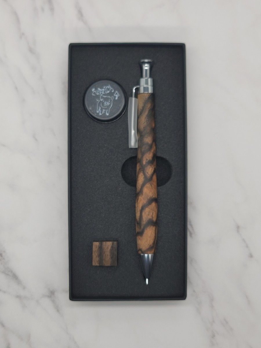 新品 こぶた工房 黒柿孔雀杢 極上 シャープペンシル0 5｜Yahoo!フリマ