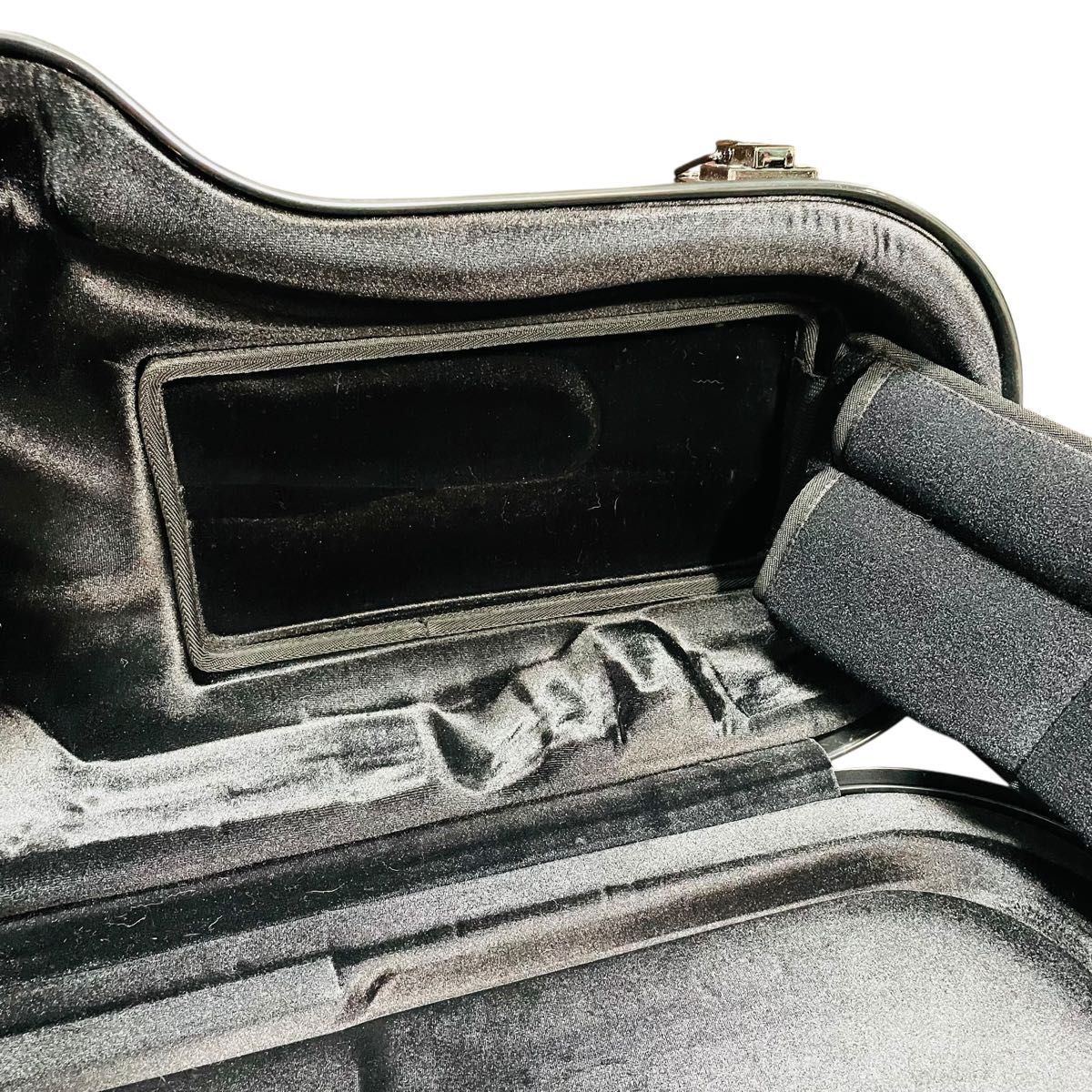 美品 omebaige テナーサックスケース オメベージ 超軽量 カーボン調