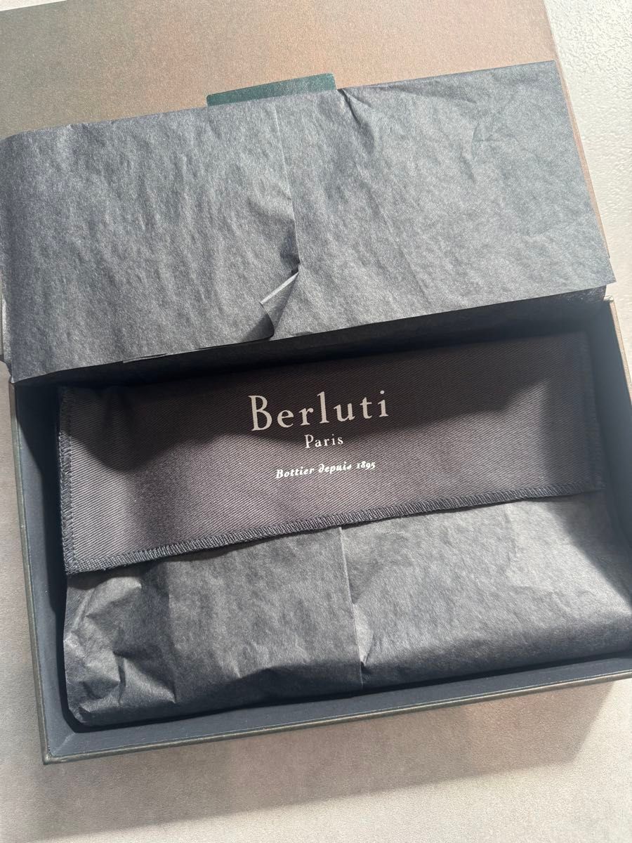 Berluti 包装箱 ベルルッティ 空箱 ショッパー｜Yahoo!フリマ（旧