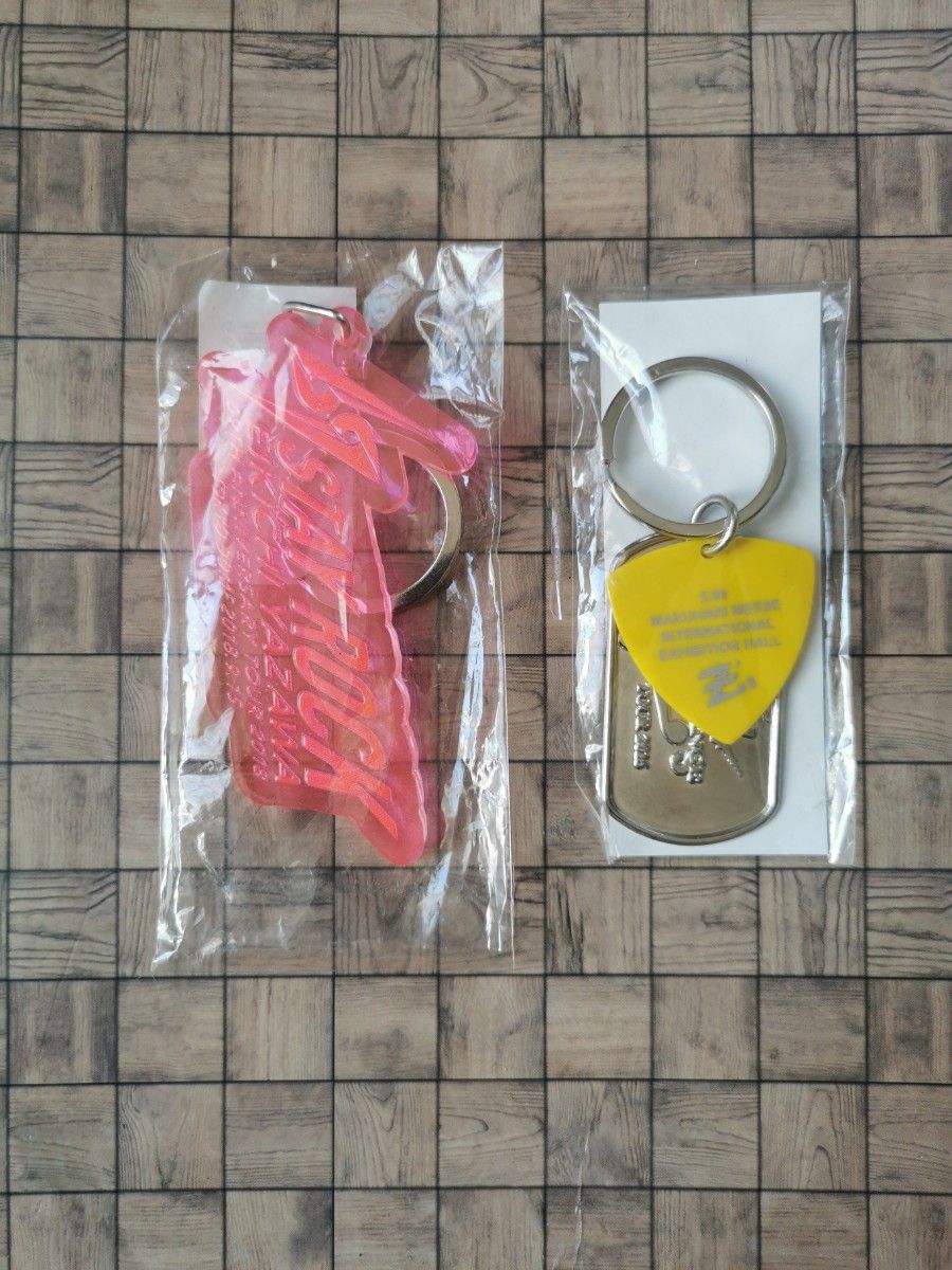 NEE ラババン・キーホルダーセット ザ・シスターズハイ ラバーバンド