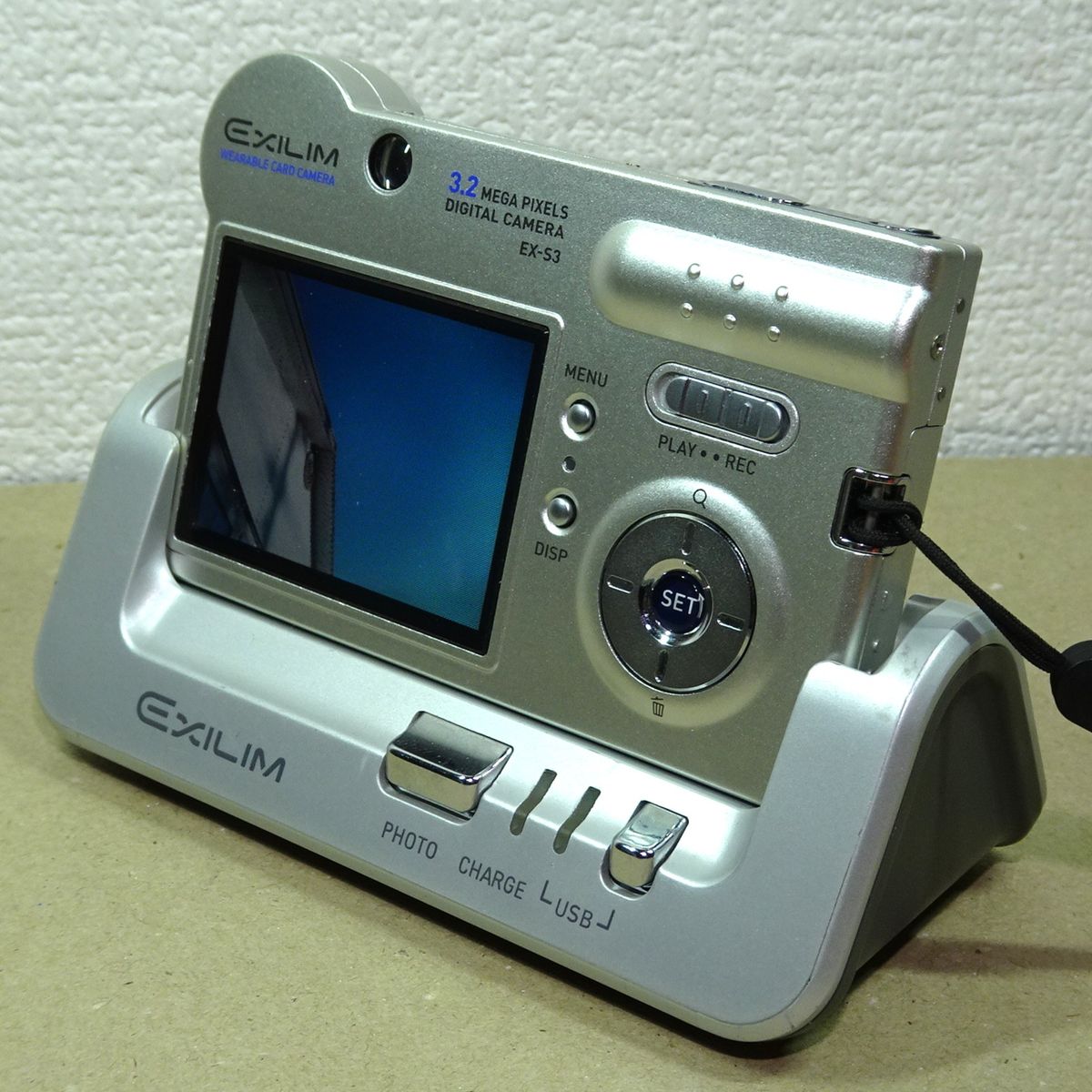 CASIO カシオ EXILIM EX-S3 コンデジ デジカメ 超軽量90g バッテリー