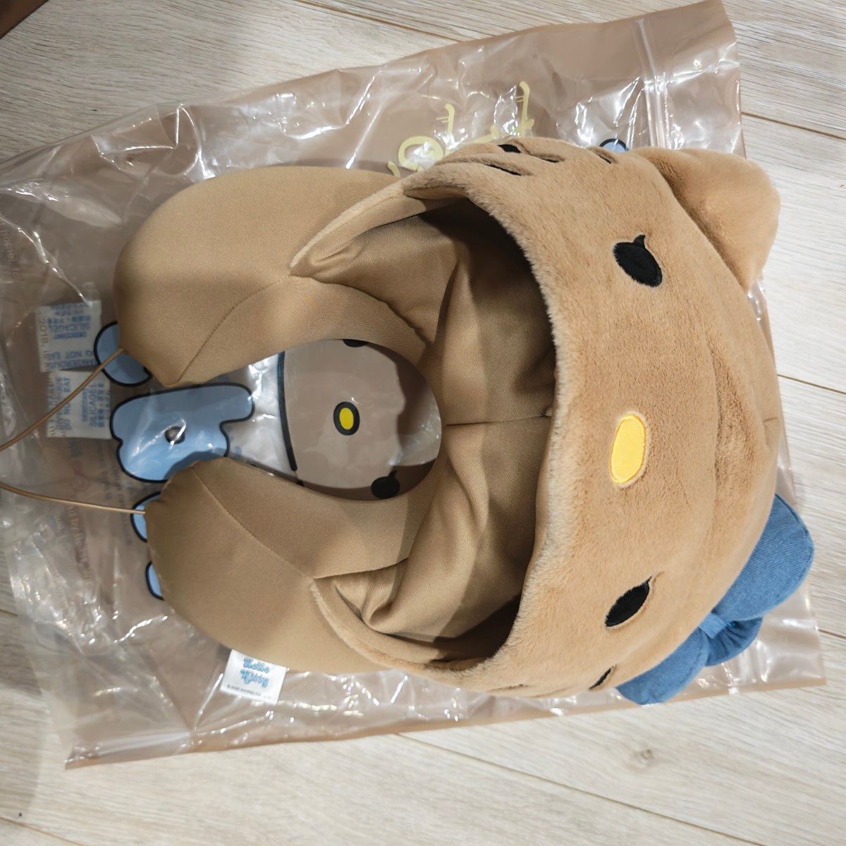 ハローキティ日焼 Hello Kitty tbh 海外限定 小売業者 ネックピロー