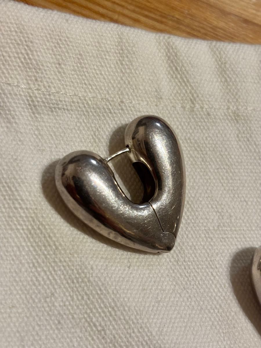 ANNIKA INEZ アニカイネズ ハート ピアス ラージ シルバー925｜Yahoo