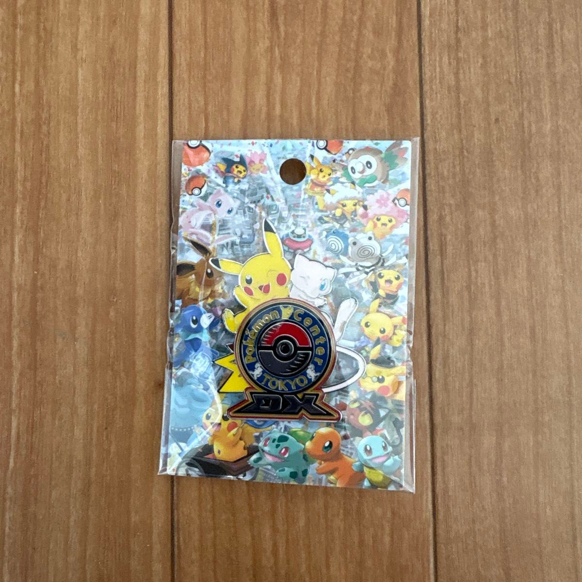 ポケモンセンタートウキョーDX ロゴピンズ ピカチュウ ミュウ ピン