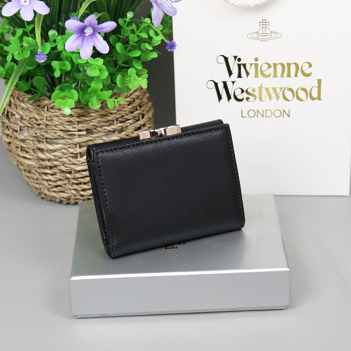 Vivienne Westwood ヴィヴィアンウエストウッド ブラック 三つ折り財布
