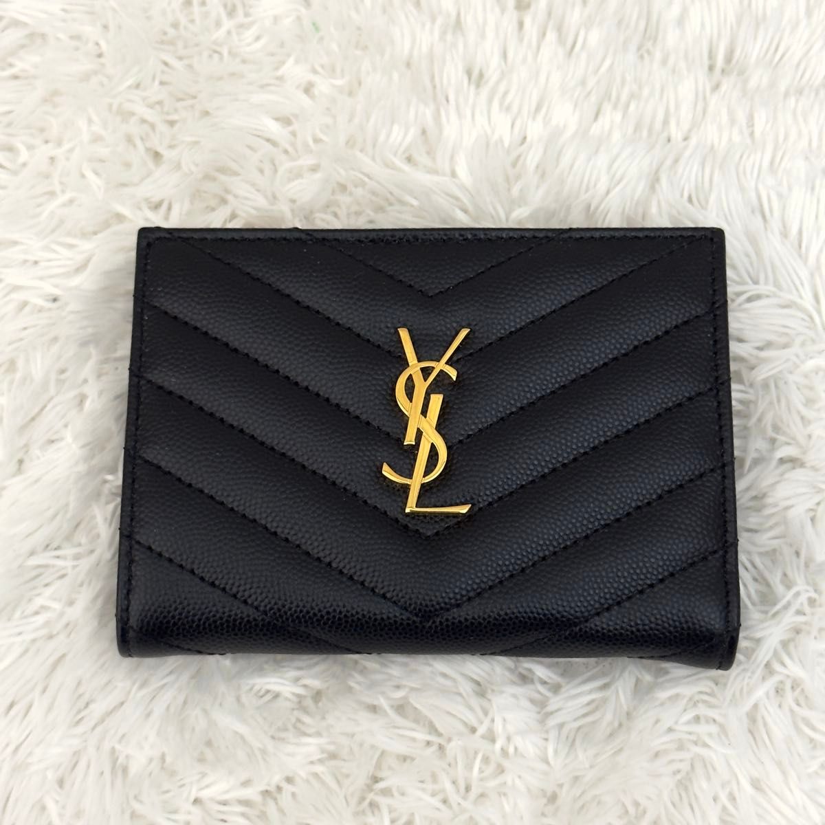 未使用級 RFID内蔵 サンローラン 財布 カサンドラ Vステッチ ブラック