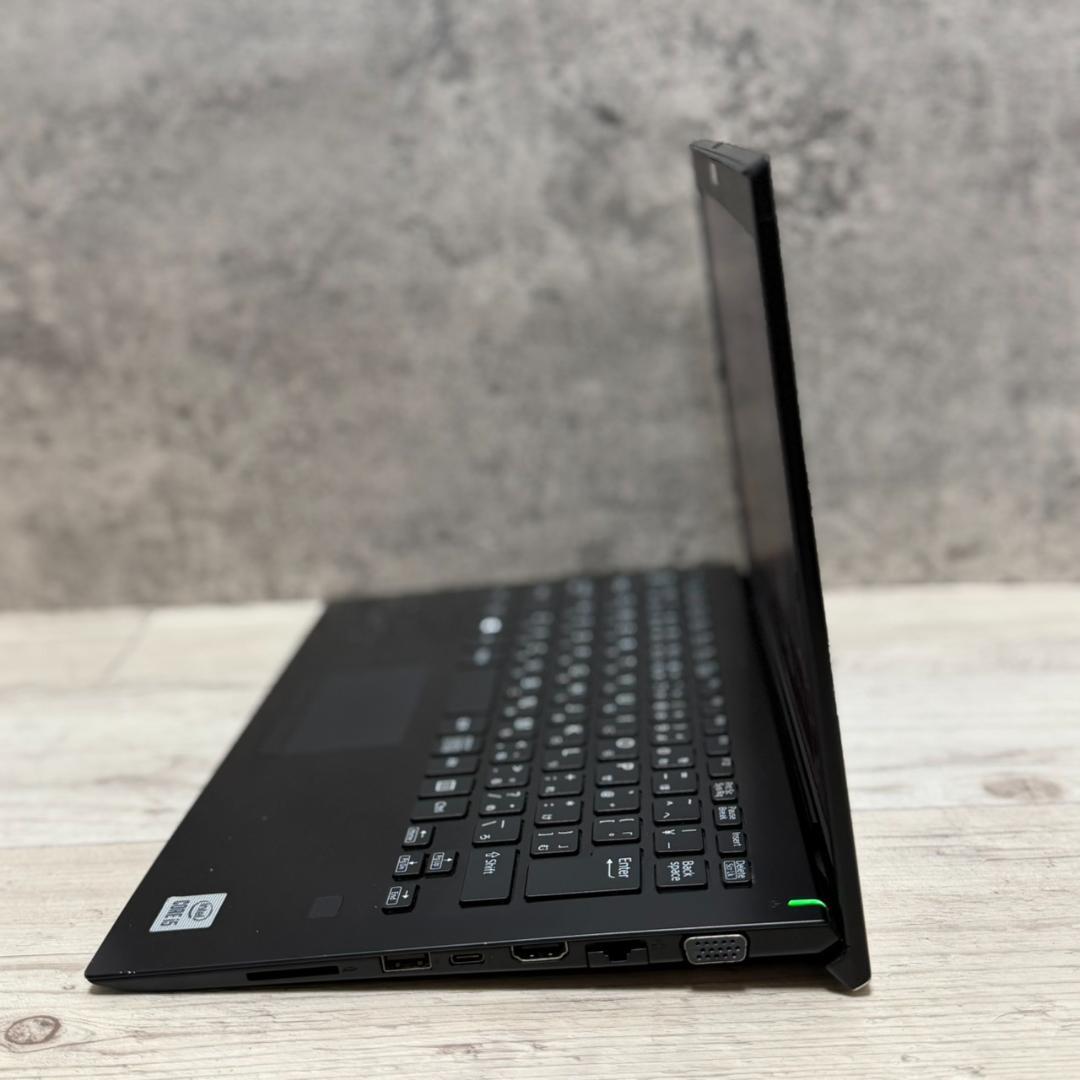 VAIO pro PG 第8世代 i5 8GB SSD256GB 軽量 Office付き 即納 初心者に