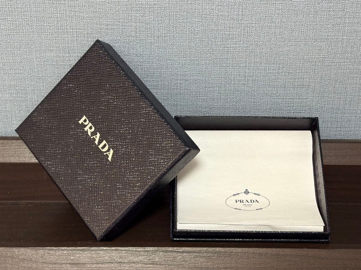 PRADA プラダ ギフトボックス 箱｜Yahoo!フリマ（旧PayPayフリマ）