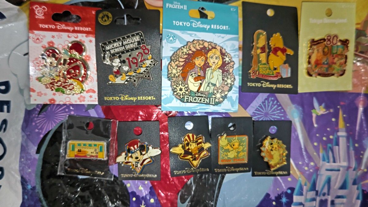 東京ディズニーリゾート ピンバッジ 5個 ＆ 東京ディズニーシー