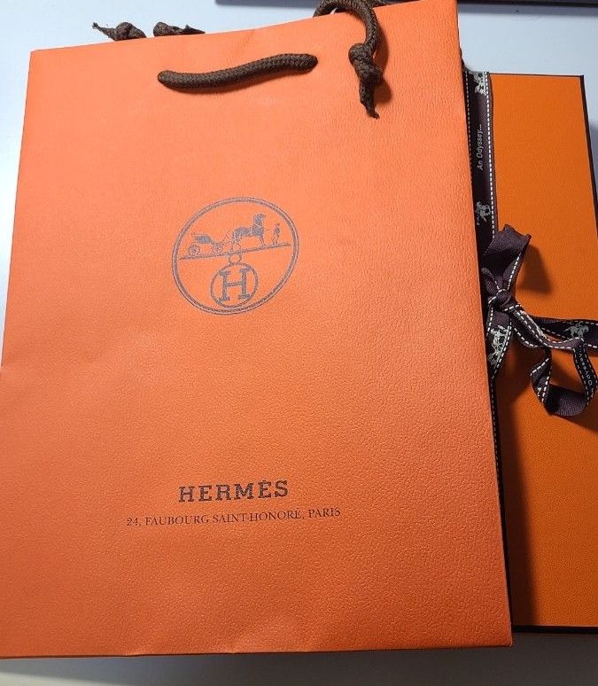 HERMES エルメス カレ・タオル ステアーズ｜Yahoo!フリマ（旧PayPay
