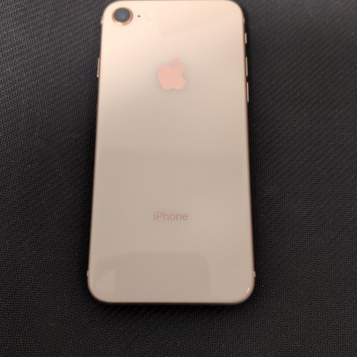 スマートフォン本体 iPhone8 64GB ゴールド（ピンク系） 画面ヒビ