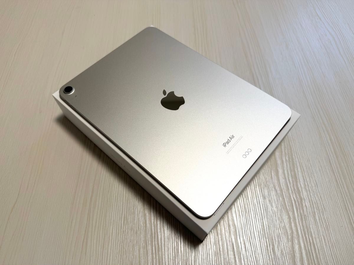 美品】iPad Air 第5世代 256GB 10 9インチ Wi-Fiモデル スターライト