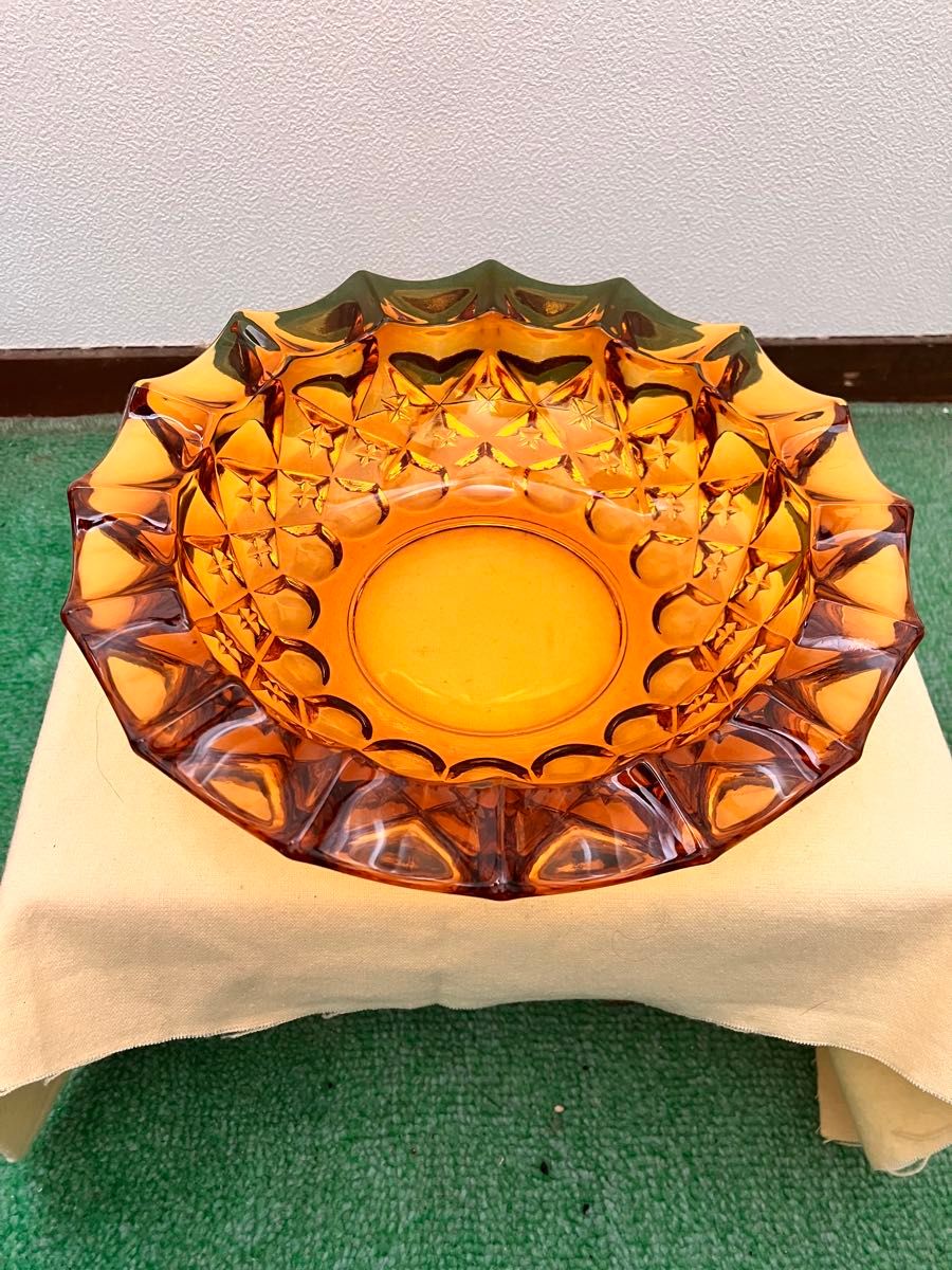 アンバーガラス 灰皿 琥珀色 昭和レトロ ヴィンテージ｜Yahoo!フリマ