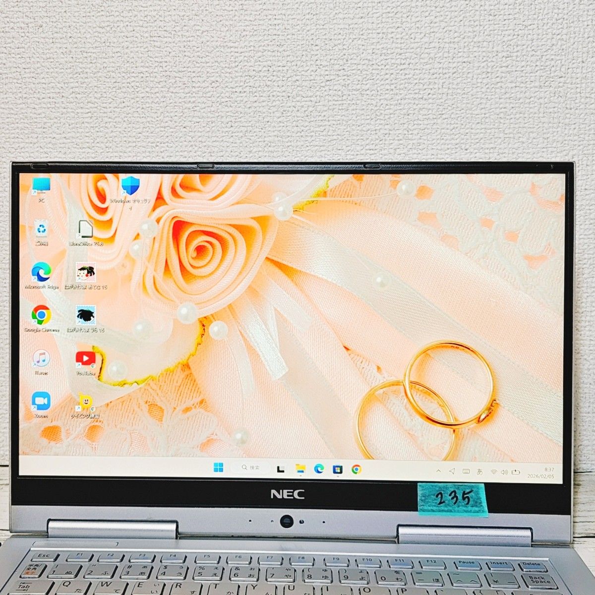 第8世代 Core i5 タッチパネルで操作OK タブレットPC SSD Windows11