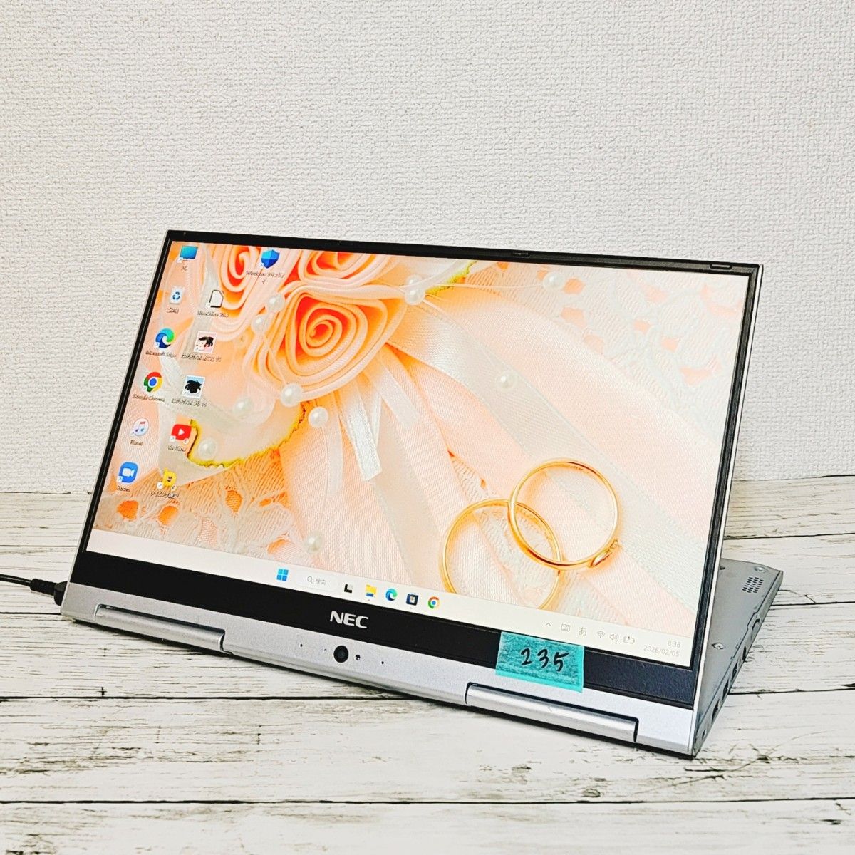 第8世代 Core i5 タッチパネルで操作OK タブレットPC SSD Windows11