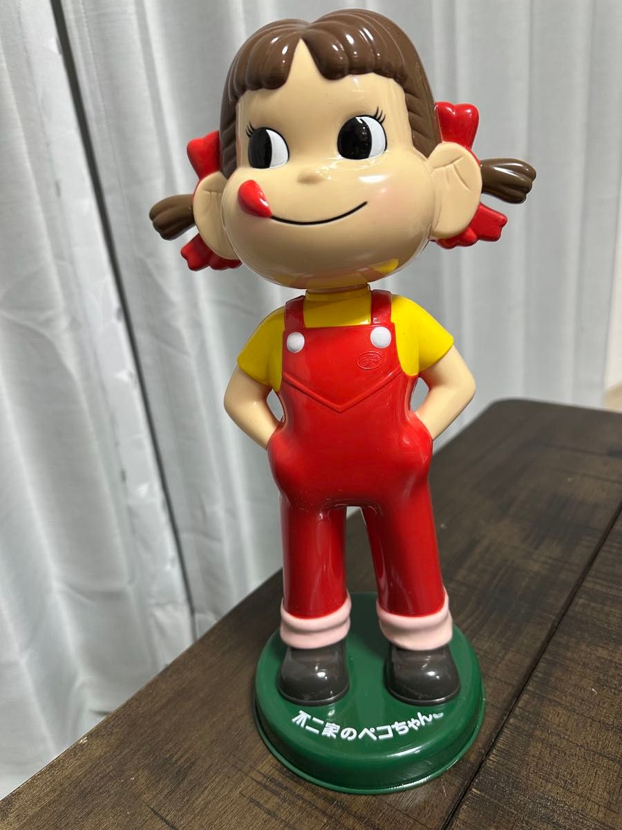 送料込み 不二家 首振り ペコちゃん 人形 フィギュア 昭和レトロ