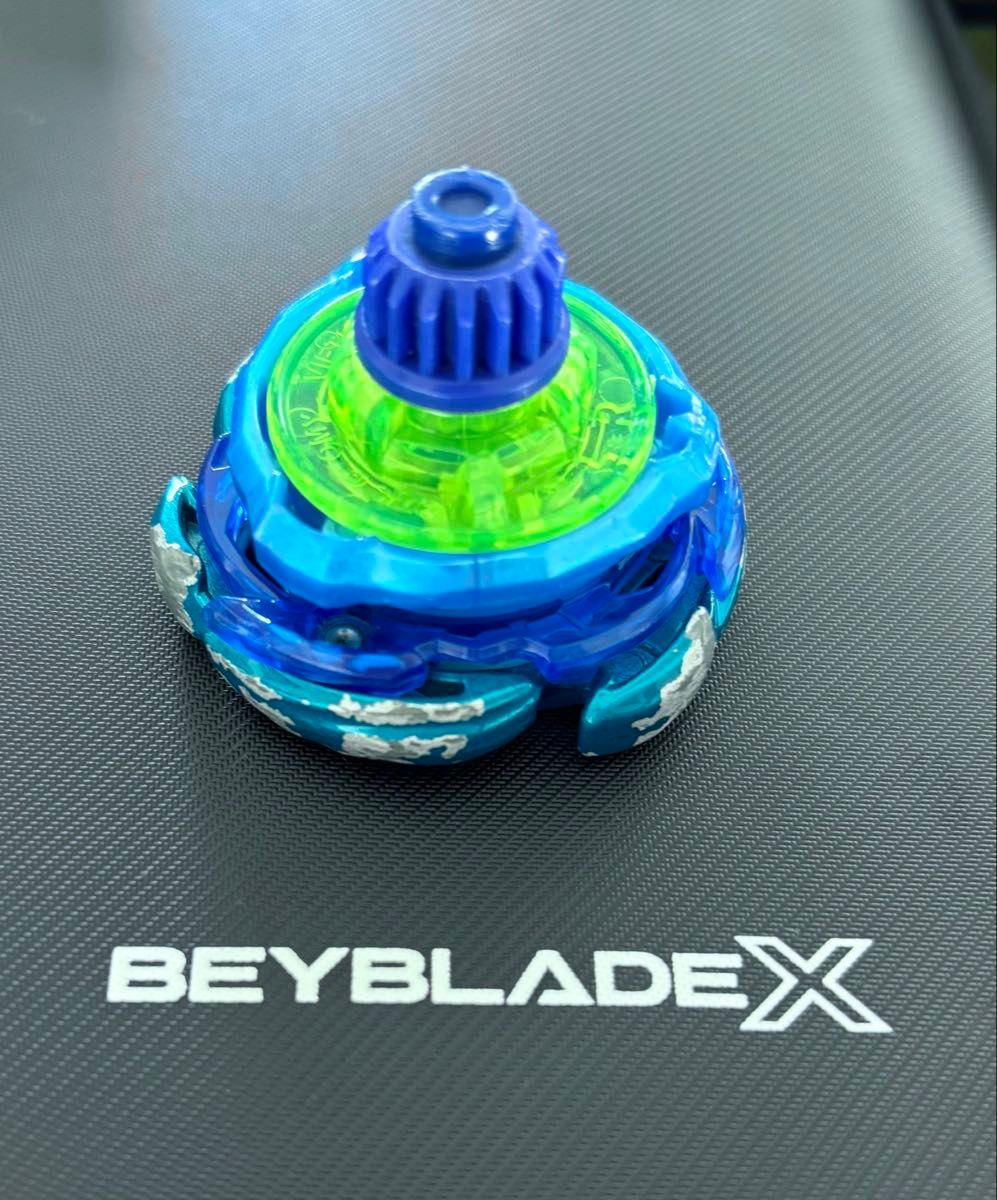 ベイブレードX エアロペガサス 3-70A ブルー×グリーン｜Yahoo!フリマ