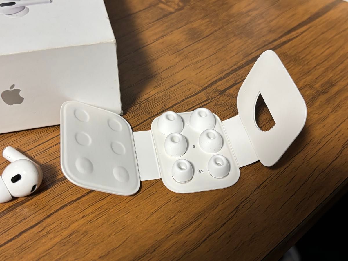 動作確認済】Apple AirPods Pro 第2世代 左耳のみ 左 イヤホン A3048