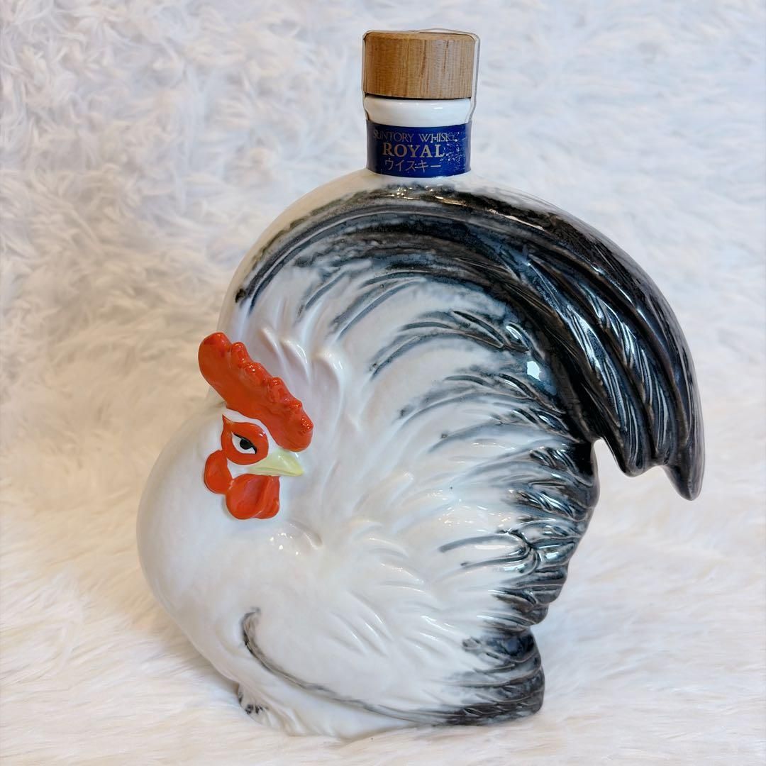 未開栓・美品】サントリー ローヤル ウイスキー 干支ボトル 酉 鶏 陶器