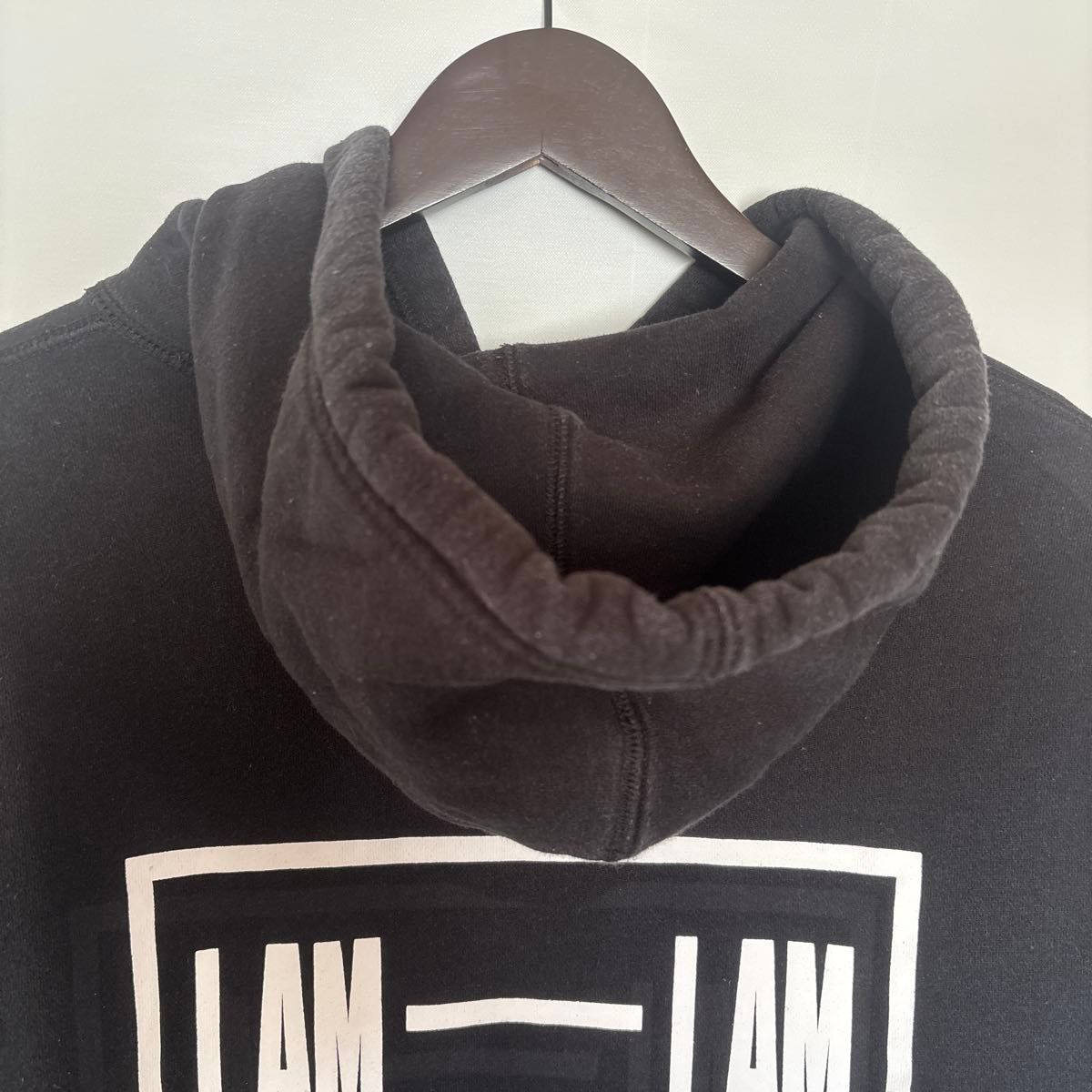 AAA 與真司郎ブランド I AM WHAT I AM パーカー／ブラック／Lサイズ