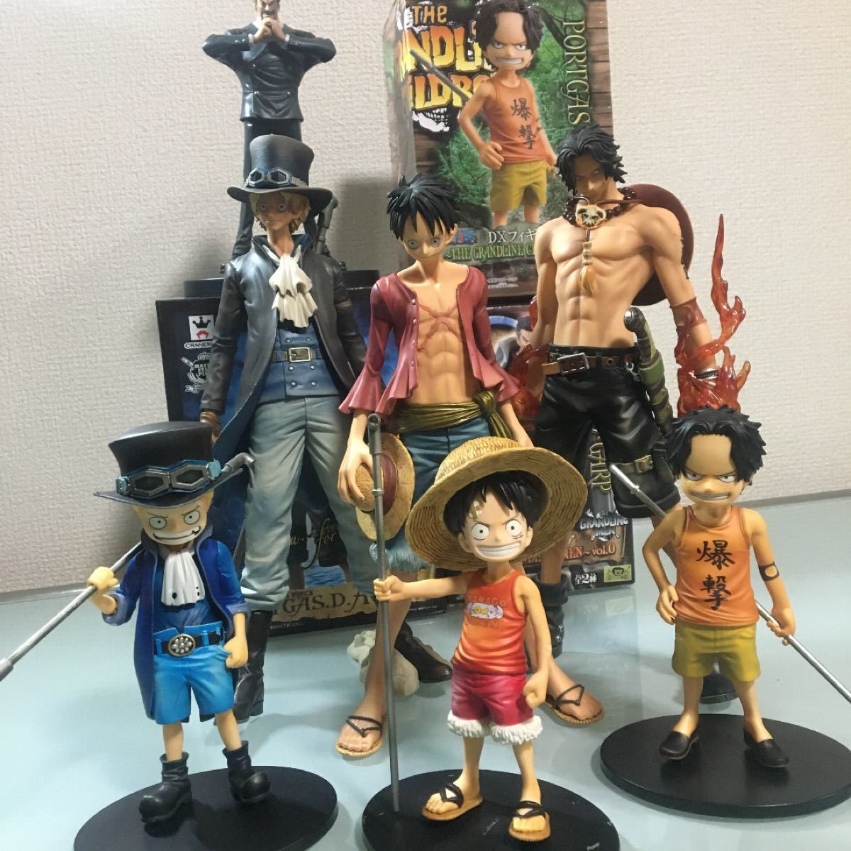 ワンピース フィギュア ルフィ エース サボ6体セット Amazon.co.jp