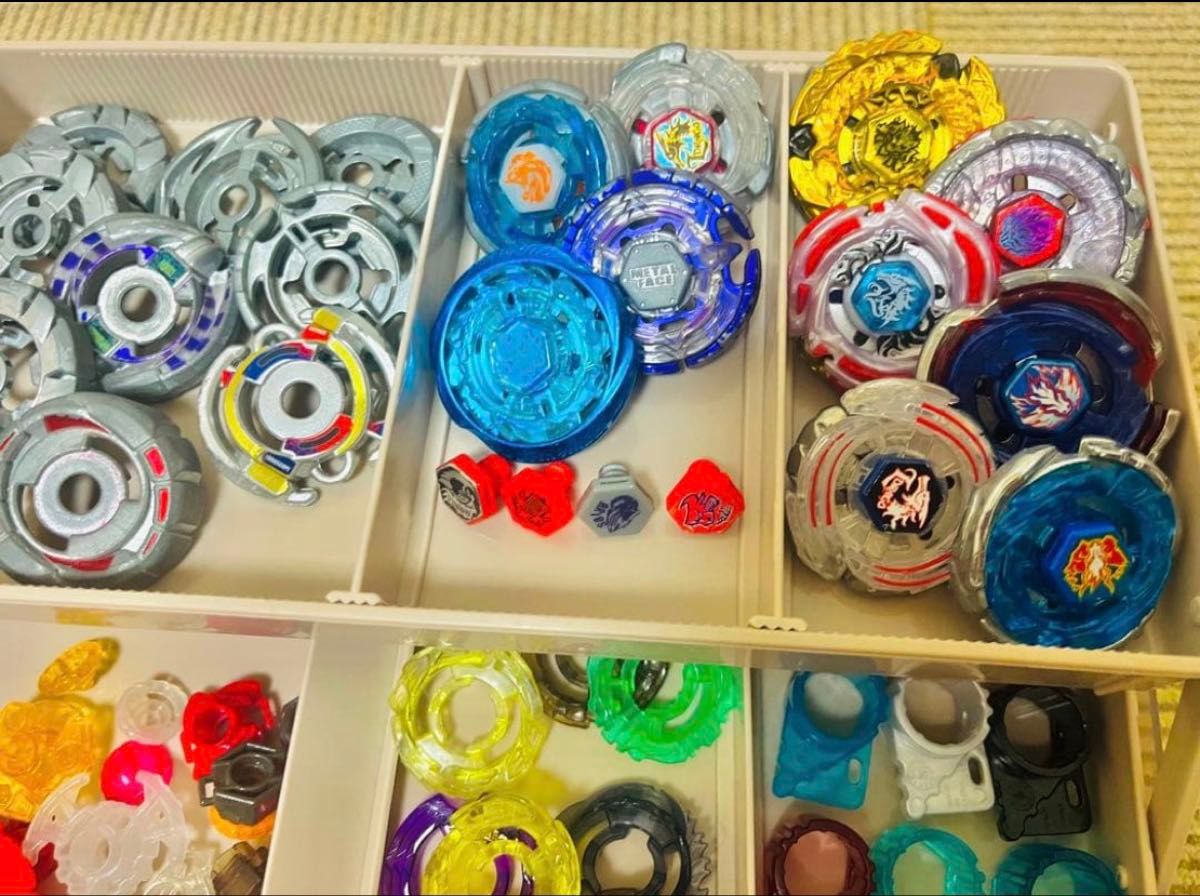 メタルファイトベイブレード引退品大量｜Yahoo!フリマ（旧PayPayフリマ）