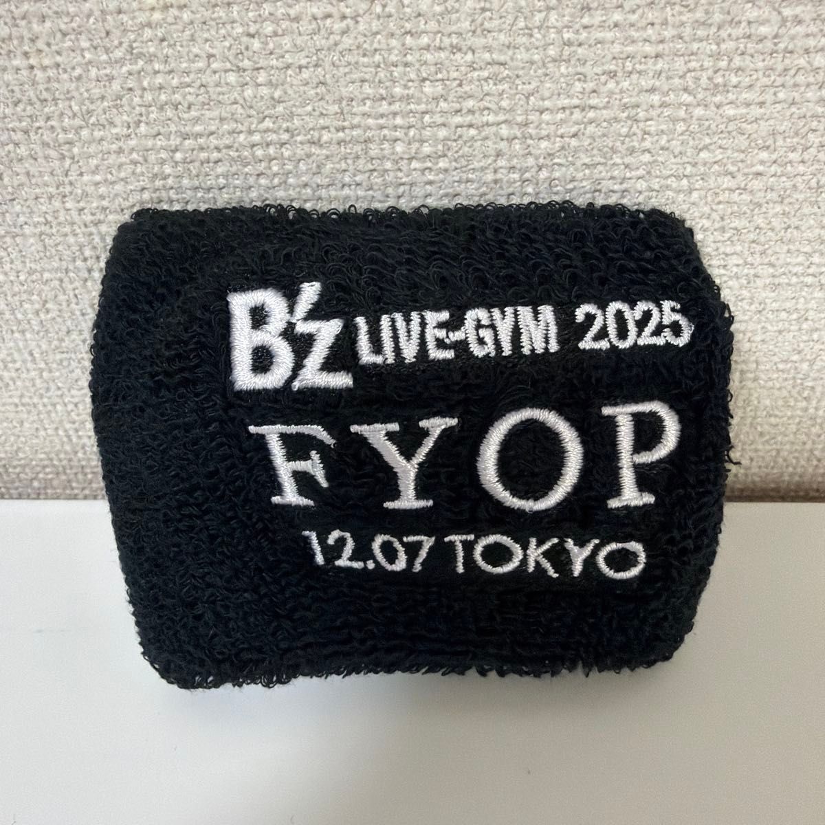 FYOP LIVE-GYM B'z ガチャ 12 7日付入りリストバンド｜Yahoo!フリマ