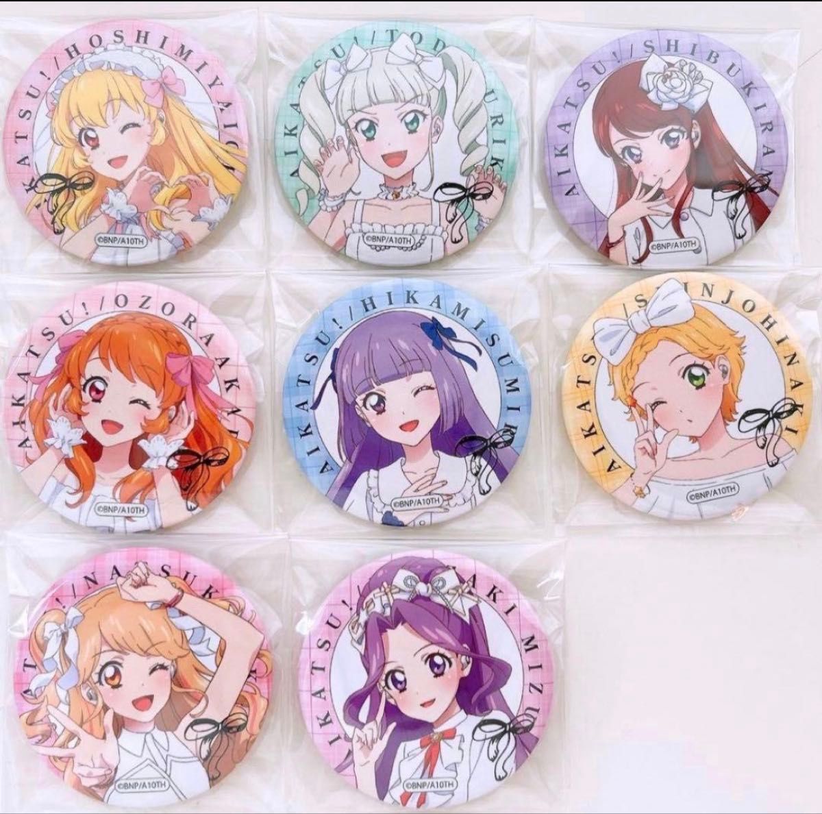 アイカツ AVIOT 缶バッジ 星宮いちご 藤堂ユリカ 紫吹蘭 大空あかり