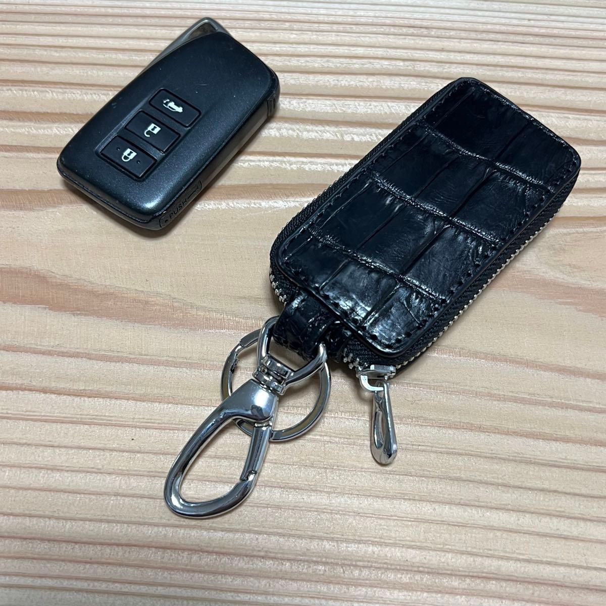 黒 クロコダイルキーケースクロコダイル メンズ 新品未使用 カー用品