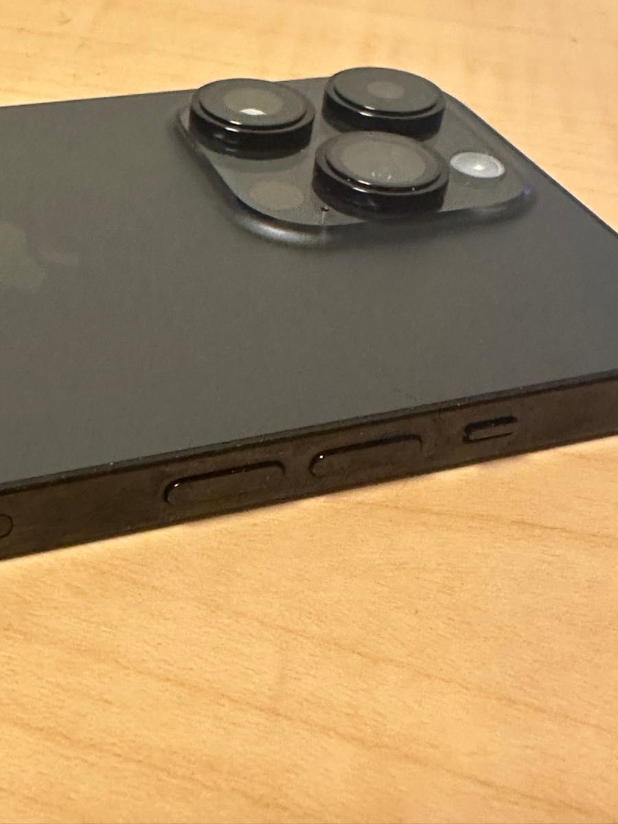 iPhone 14 Pro 128GB ブラック SIMフリーシリアル番号 Q152FDVF50